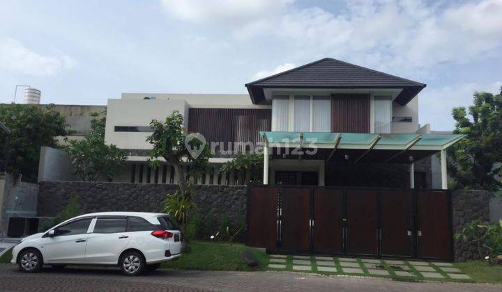 Dijual Rumah Mewah Siap Huni di Graha Famili Surabaya 1