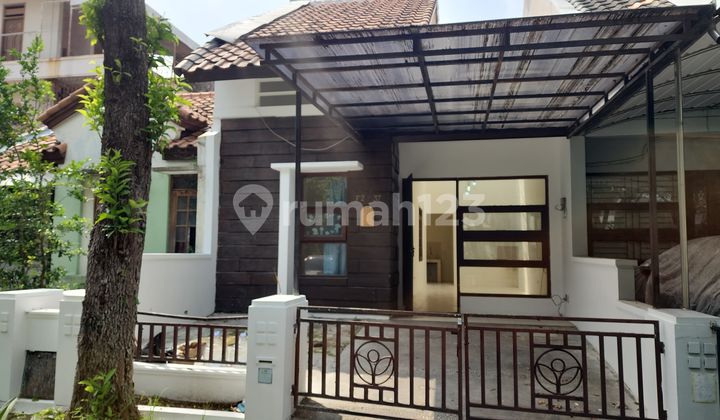 Rumah Bagus Murah di Alam Hijau, Citraland Surabaya