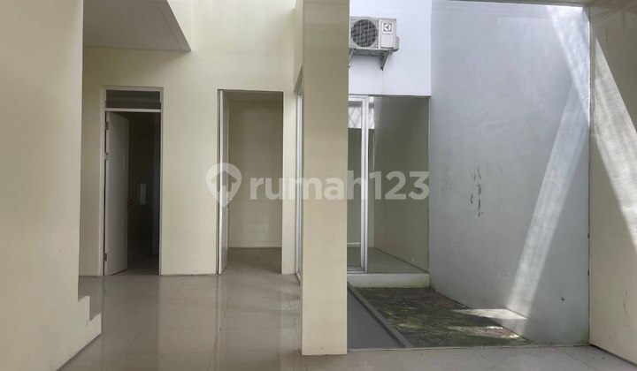Jual Rumah Murah 2 Lantai di Surabaya Barat Royal Residence 2