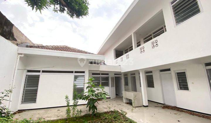 Dijual Rumah Spesial Dan Strategis di Manyar Kertoarjo