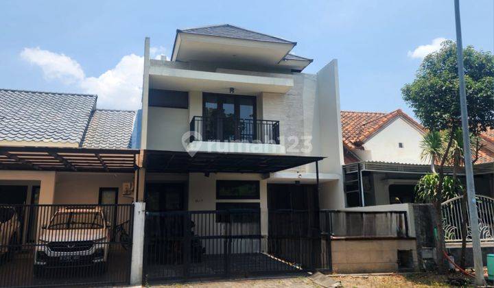 Dijual Rumah Cantik Furnish di Jalan Utama Taman Puspa Raya