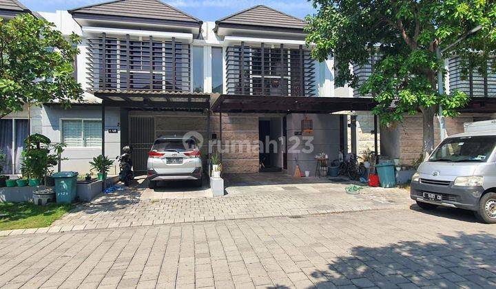 Dijual Rumah Semi Furnish di Graha Natura Surabaya 1