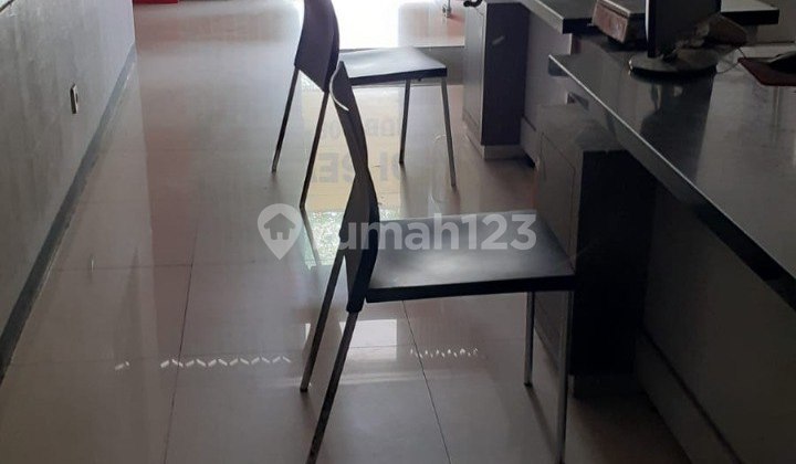 Strategic Location Beautiful Shop House for Rent at Icon 21 Merr, Surabaya