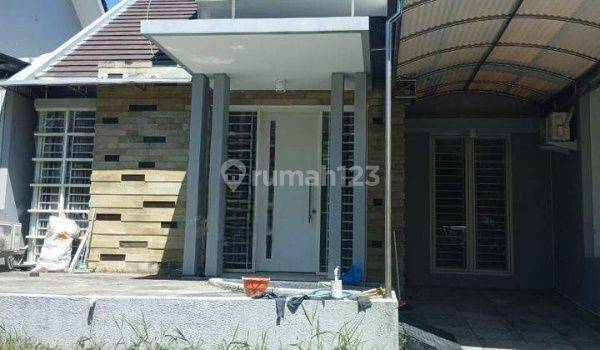 Disewakan Rumah Nyaman di Taman Puspa Raya Citraland 1