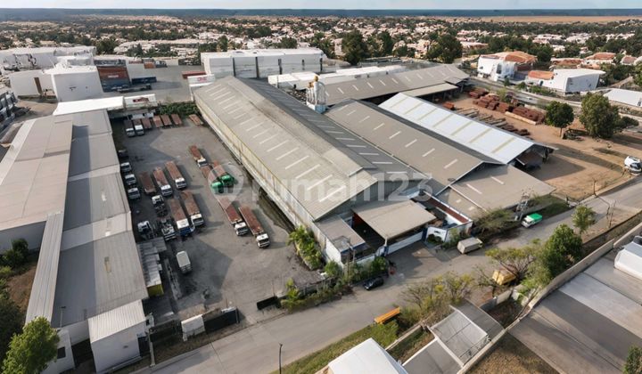 Gudang Margomulyo Siap Pakai Dekat Tol dan Pelabuhan Perak