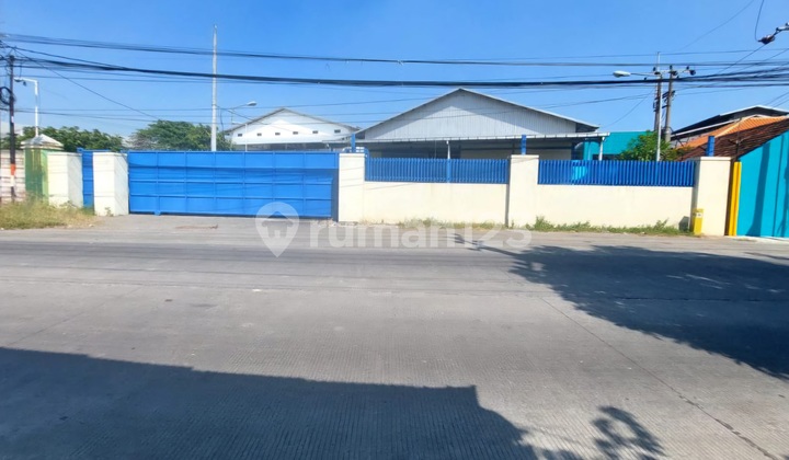 Warehouse Area 2200m. Jalan Raya Pelem Watu Menganti Gresik