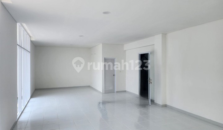 Spacious and Affordable Warehouse in ELP JIIPE Manyar, Gresik