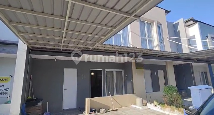 Disewakan Rumah Full Furnish 2 Lantai Siap Huni di Diamond Park Sidoarjo Disewakan Rumah Full Furnish 2 Lantai Siap Huni di Diamond Park Sidoarjo