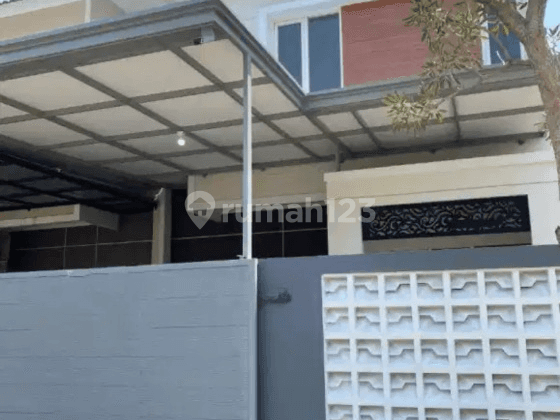 Dijual Rumah Bagus Terawat 2 Lantai di Perum Alexandria, Sidoarjo 1