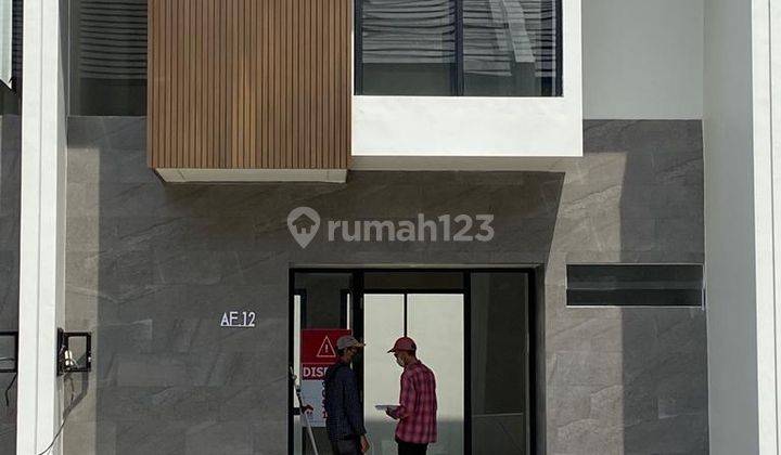 Dijual Rumah 2 Lantai di Perum Central Park Juanda, Sidoarjo 1