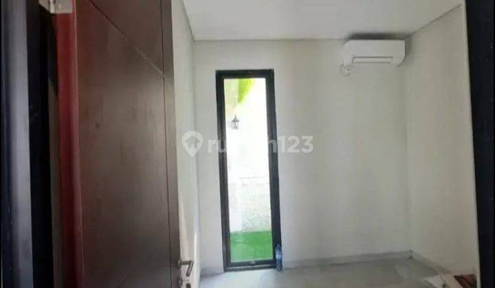 Dijual Rumah Mewah 2 Lantai di Perumahan Shojiland , Sidoarjo 2