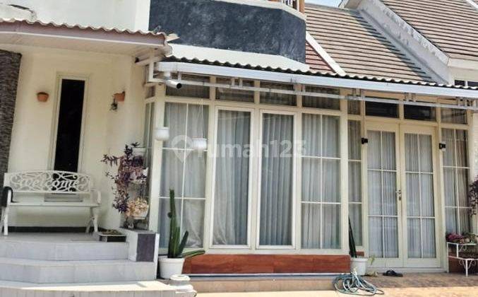 Dijual Rumah Bagus Full Furnished di The Taman Dhika, Sidoarjo 2