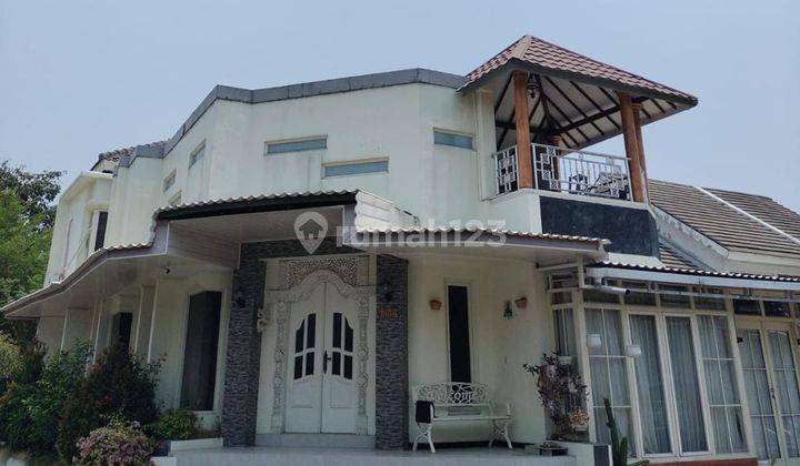 Dijual Rumah Bagus Full Furnished di The Taman Dhika, Sidoarjo 1