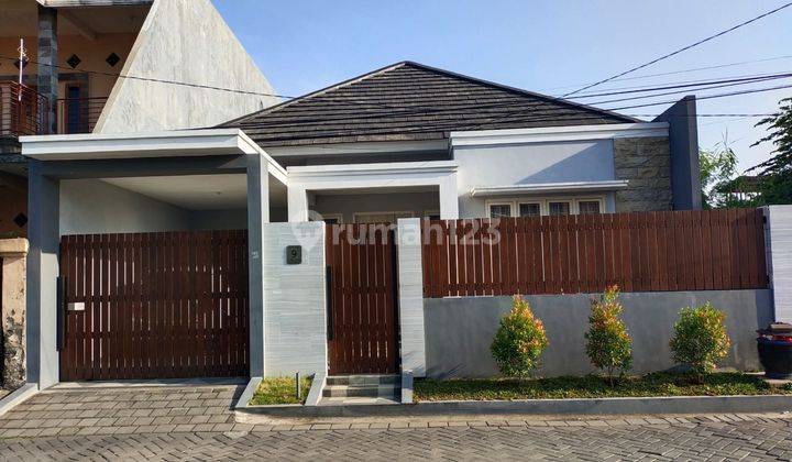 Dijual Rumah 2 Lantai di Jl. Bangah Jaya Indah Raya, Gedangan 1