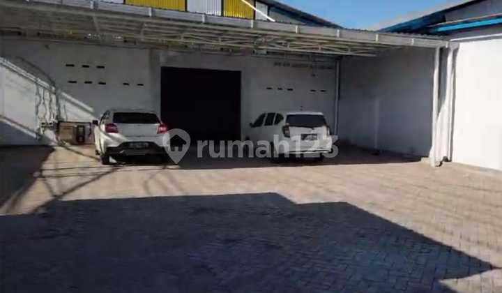 For Rent: Nice Warehouse on Ngoro Main Road, Mojokerto. For Rent: Nice Warehouse on Ngoro Main Road, Mojokerto.