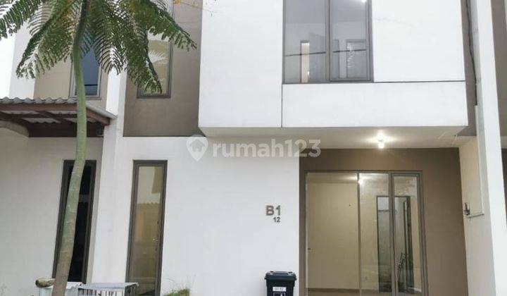 Dijual Rumah 2 Lantai Bagus di Perum The Juanda , Sidoarjo 1