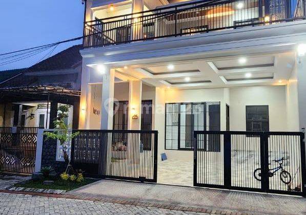 Dijual Rumah 2 Lantai Baru di Perum Oma Campus, Malang 1