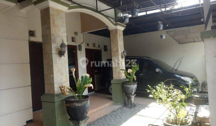 Dijual disewakan Rumah Semi Furnished di Pondok Jati, Sidoarjo 1