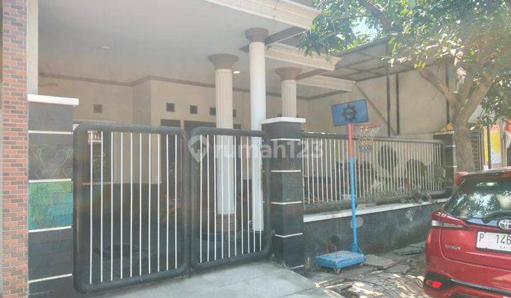 Dijual Rumah Bagus Semi Furnished di Perum Puri Indah, Sidoarjo 1