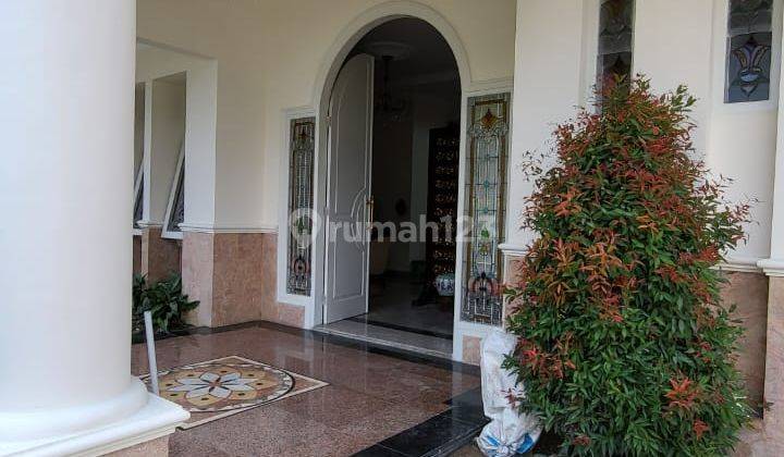 Dijual Rumah 2 Lantai Furnished di Graha Golf, Araya Malang 2