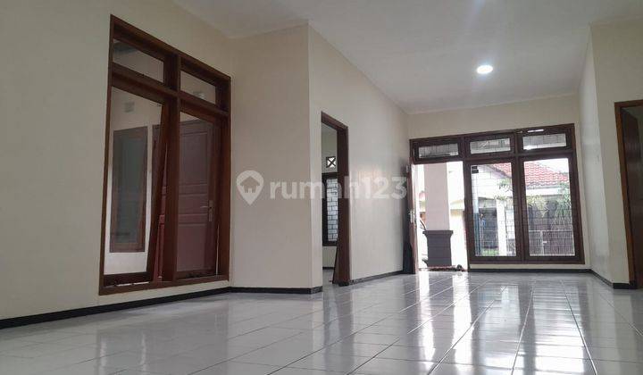 Dijual Rumah Bagus Terawat di Perum PBI Malang 2