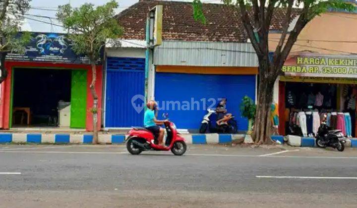 Dijual Area Pertokoan Strategis di Pusat Kota Pasuruan, 1