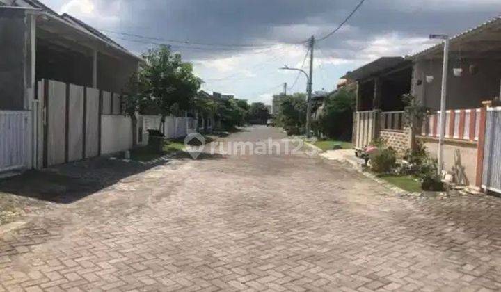 Dijual Rumah Bagus Full Furnished di Perumtas 4, Sidoarjo 2