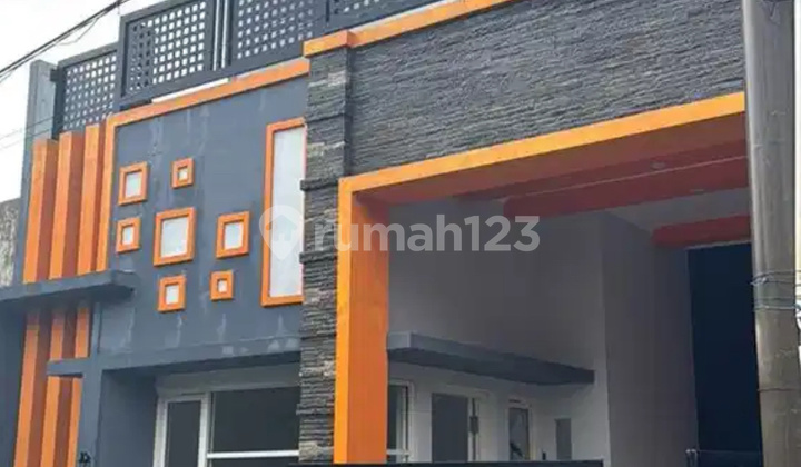 Dijual Rumah Siap Huni 2 Lantai di Perum Oma Pesona Buduran Sidoarjo