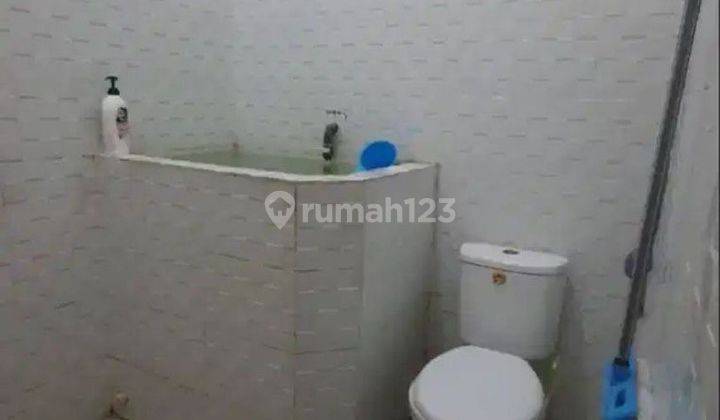 Dijual Rumah Bagus Terawat 2 Lantai di Dukuh Setro, Surabaya 2