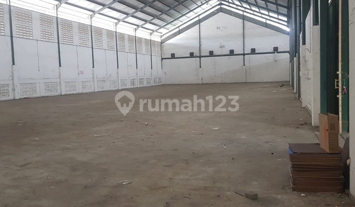 For Rent: Ready-to-Use Spacious Warehouse in East Ring Road, Sidoarjo