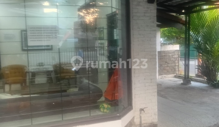 For Sale: Well-Maintained 1.5-Story Boarding House with Residential Unit in Jemursari 2