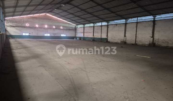 For Rent: Strategic Ready-to-Occupy Warehouse on Raya Gempol Pandaan