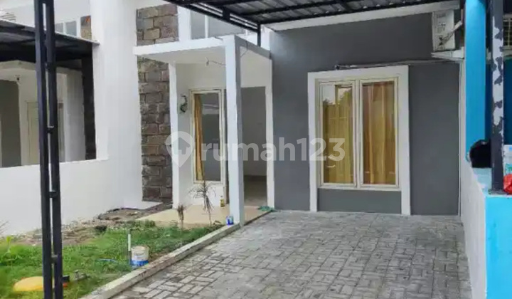 Disewakan Rumah Siap Huni di The Taman Dhika Sidoarjo Disewakan Rumah Siap Huni di The Taman Dhika Sidoarjo