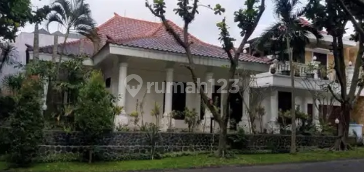For Sale 2-Story Furnished Ready-to-Occupy House in Balesrjosari Malang