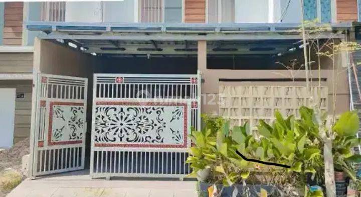 Dijual Rumah Bagus Terawat di Spring Residence, Sidoarjo 1