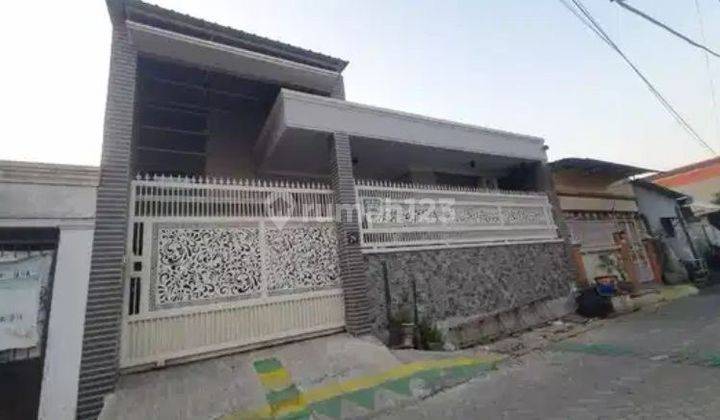 Dijual Rumah Bagus Terawat 2 Lantai di Dukuh Setro, Surabaya 1