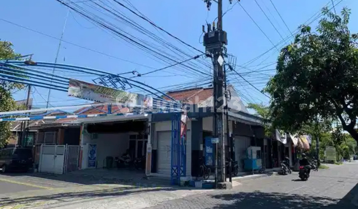 For Sale Well-Maintained Business House in Tropodo Waru