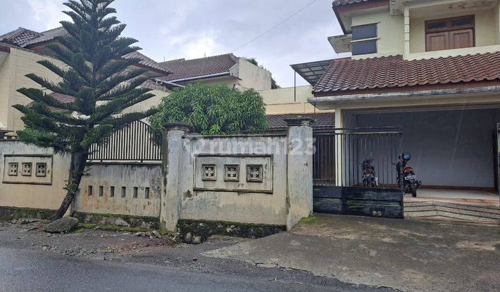 Dijual Rumah Mewah 2 Lantai Posisi Hook Siap Huni Pakis Malang 1