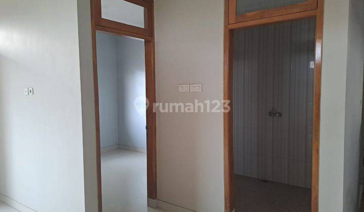 Dijual Rumah Mewah 2 Lantai Posisi Hook Siap Huni Pakis Malang 19