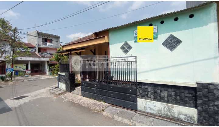 Dijual Rumah Posisi Hook Terawat Dan Siap Huni Bunulrejo Malang 2