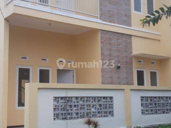 Disewakan Rumah Siap Huni Puri Indah Beji Kota Batu 1