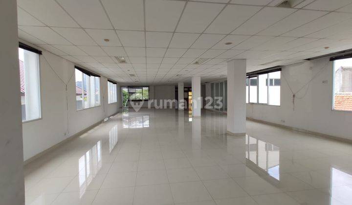 Gedung Kantor Siap Pakai lokasi Super Strategis di Menteng Jakarta pusat  3