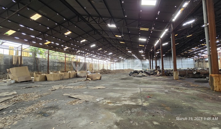 Strategic Warehouse in Medan Satria, Bekasi City