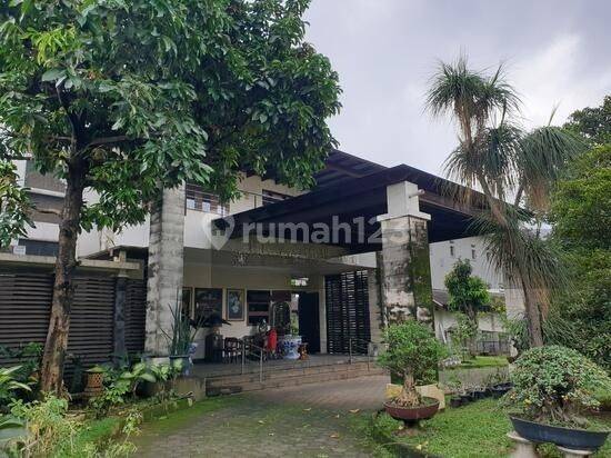 Rumah Luas Asri di Villa Bogor Indah 1