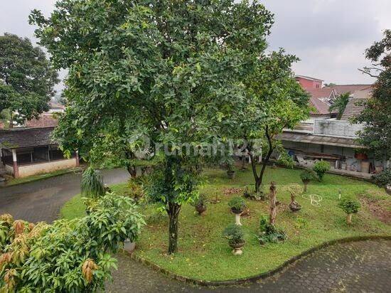 Rumah Luas Asri di Villa Bogor Indah 2