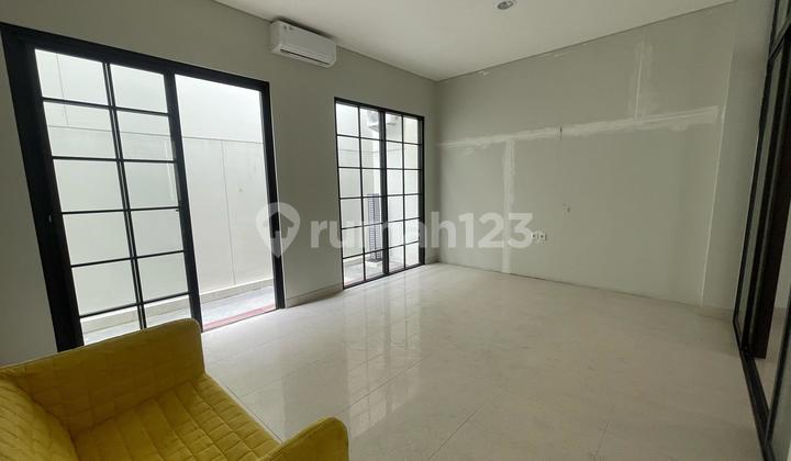 Beautiful House. Ready to Occupy Morizen Cluster, Summarecon Bekasi Beautiful House. Ready to Occupy Morizen Cluster, Summarecon Bekasi