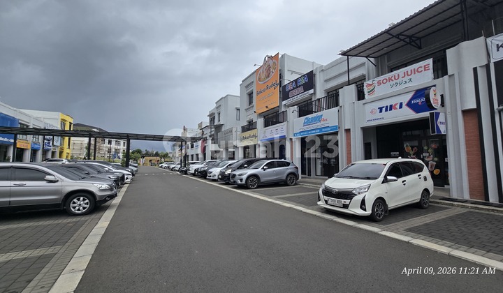 Ruko Graha Boulevard 2 Front in Summarecon Bogor Ruko Graha Boulevard 2 Front in Summarecon Bogor