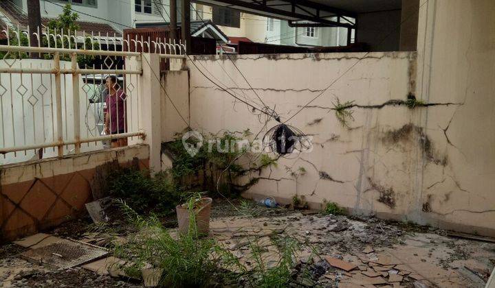 Rumah 2 lantai dekat Penabur Sektor 1d Gading Serpong 2