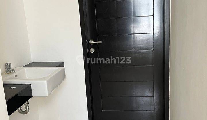 Rumah Oasia Dian istana baru kt 3+1  9