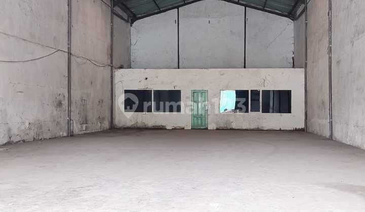 Gudang Mutiara Tambak Langon Lot 288m²
